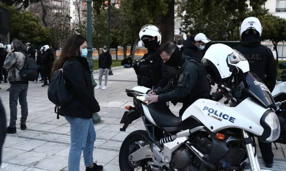 Κορονοϊός: Στα 1.142 τα νέα κρούσματα – 466 οι διασωληνωμένοι